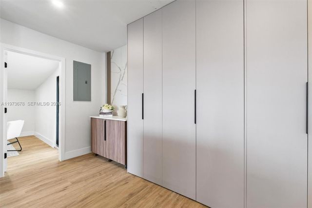 7731 Farragut St, Hollywood, FL 33024