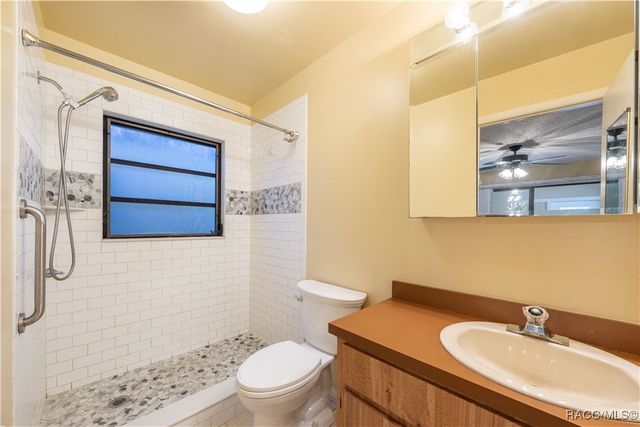 5 Jamaica Street, Homosassa, FL 34446