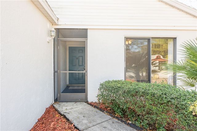 5 Jamaica Street, Homosassa, FL 34446