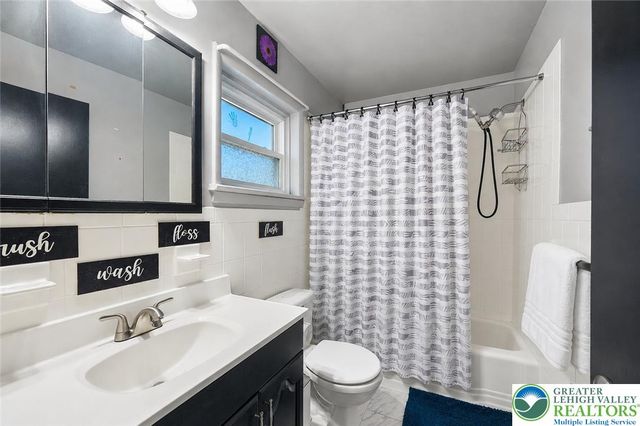 2649 Nottingham Road, Bethlehem City, PA 18017