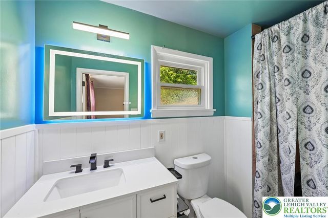 2649 Nottingham Road, Bethlehem City, PA 18017
