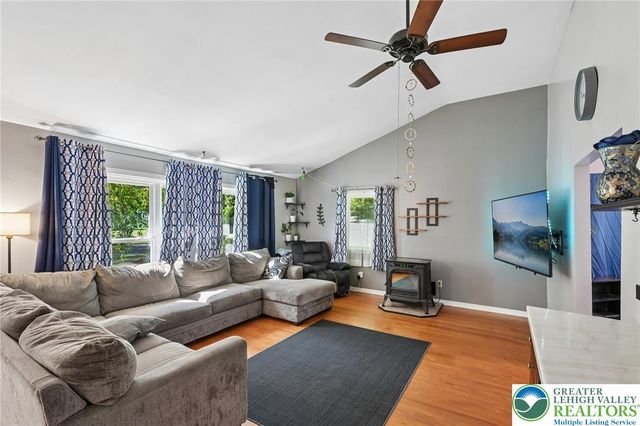 2649 Nottingham Road, Bethlehem City, PA 18017