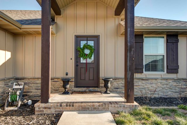 5565 W Pine Street, Springfield, MO 65802