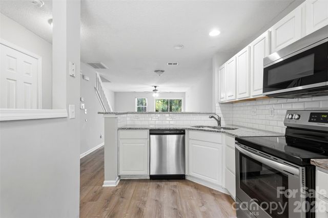 6856 Cypress Tree Lane, Charlotte, NC 28215