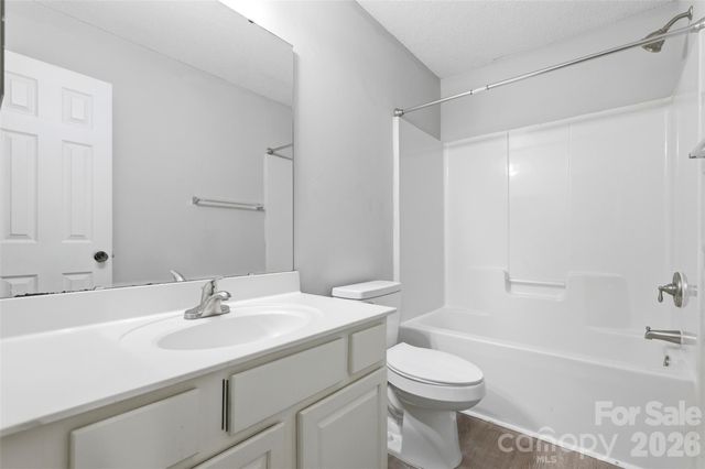 6856 Cypress Tree Lane, Charlotte, NC 28215