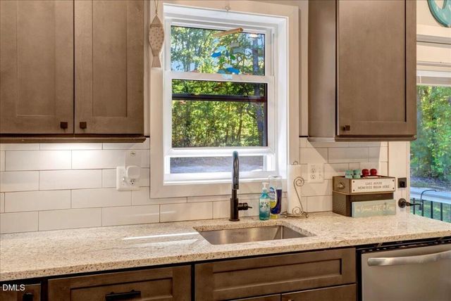 130 Recreation Lane, Macon, NC 27551