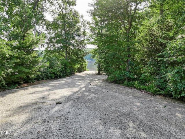 130 Recreation Lane, Macon, NC 27551