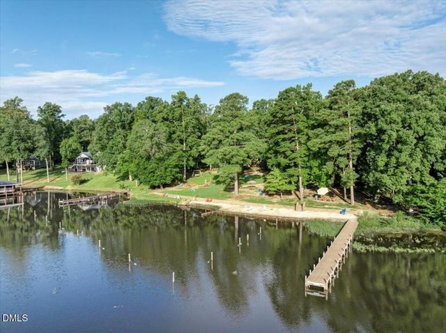 130 Recreation Lane, Macon, NC 27551