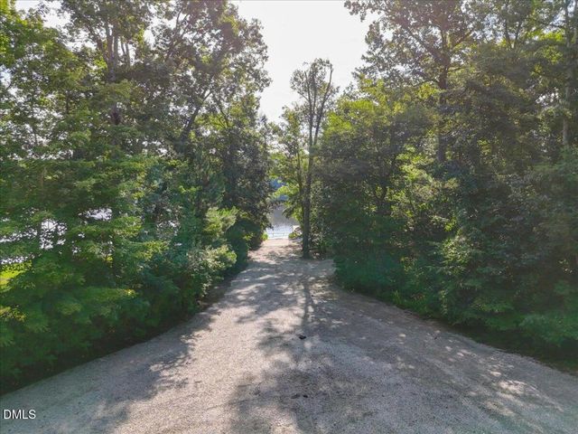 130 Recreation Lane, Macon, NC 27551