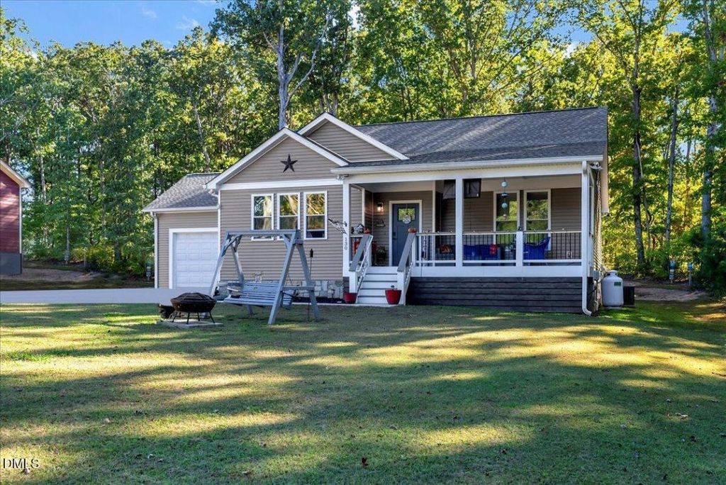 130 Recreation Lane, Macon, NC 27551