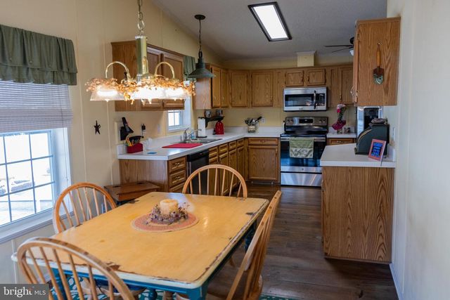 19 POWHATAN DR, Buena, NJ 08310