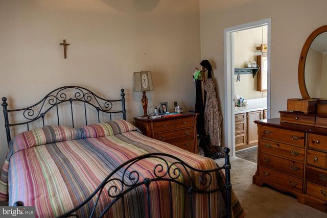 19 POWHATAN DR, Buena, NJ 08310