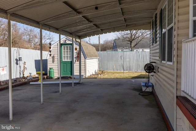 19 POWHATAN DR, Buena, NJ 08310