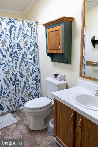 19 POWHATAN DR, Buena, NJ 08310