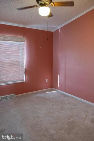 19 POWHATAN DR, Buena, NJ 08310