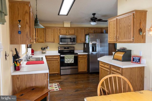 19 POWHATAN DR, Buena, NJ 08310