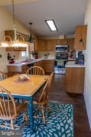 19 POWHATAN DR, Buena, NJ 08310