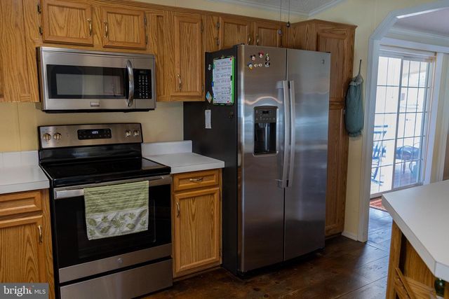 19 POWHATAN DR, Buena, NJ 08310