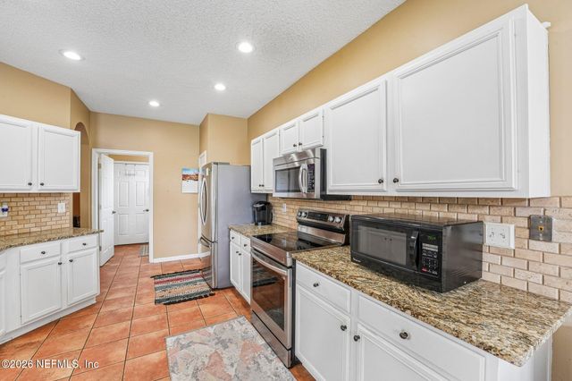 1629 SANDY SPRINGS Drive, Fleming Island, FL 32003