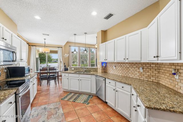 1629 SANDY SPRINGS Drive, Fleming Island, FL 32003
