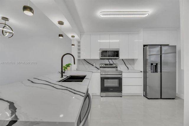 2601 N Nob Hill Rd 407, Sunrise, FL 33322