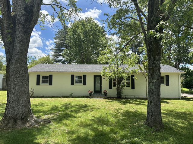 106 Julian St, Mcminnville, TN 37110