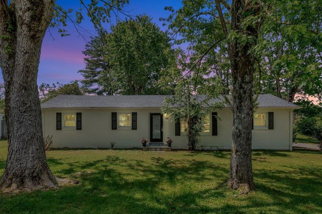 106 Julian St, Mcminnville, TN 37110