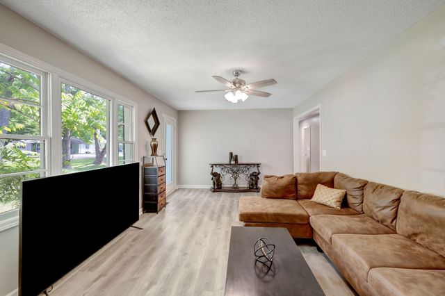 106 Julian St, Mcminnville, TN 37110