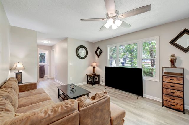 106 Julian St, Mcminnville, TN 37110