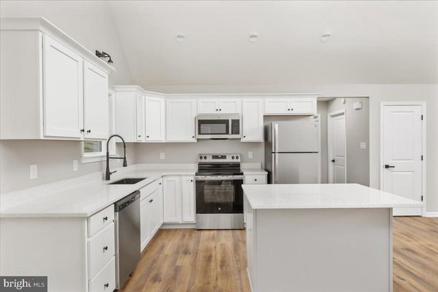 0 HOLIDAY CT, Bentonville, VA 22610