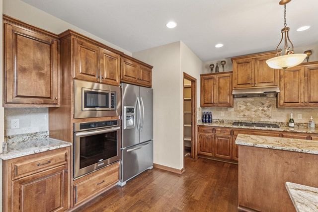 S38W27056 Cider Hills DRIVE, Waukesha, WI 53189