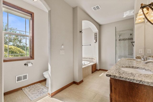 S38W27056 Cider Hills DRIVE, Waukesha, WI 53189