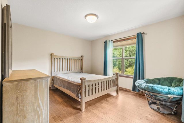 S38W27056 Cider Hills DRIVE, Waukesha, WI 53189