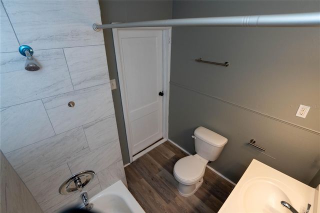 8122 N MARKS STREET, Tampa, FL 33604