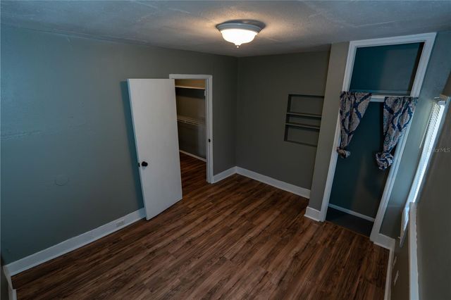 8122 N MARKS STREET, Tampa, FL 33604