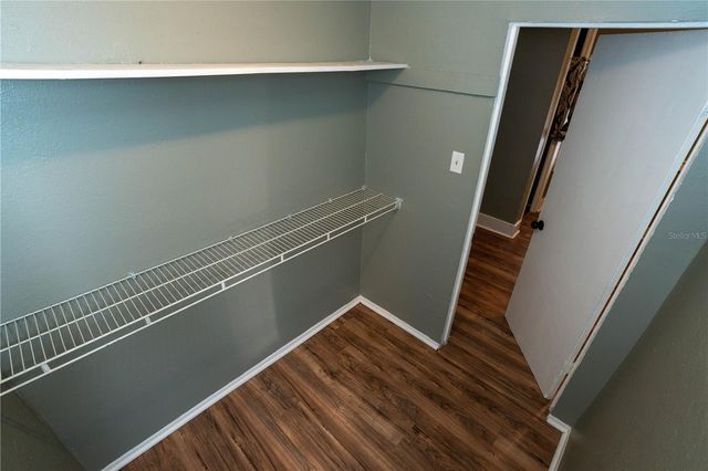 8122 N MARKS STREET, Tampa, FL 33604