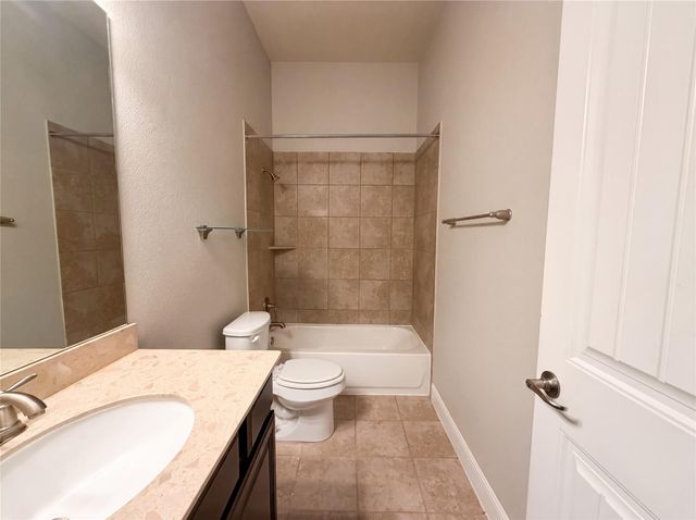122 Bluehaw DR, Georgetown, TX 78628