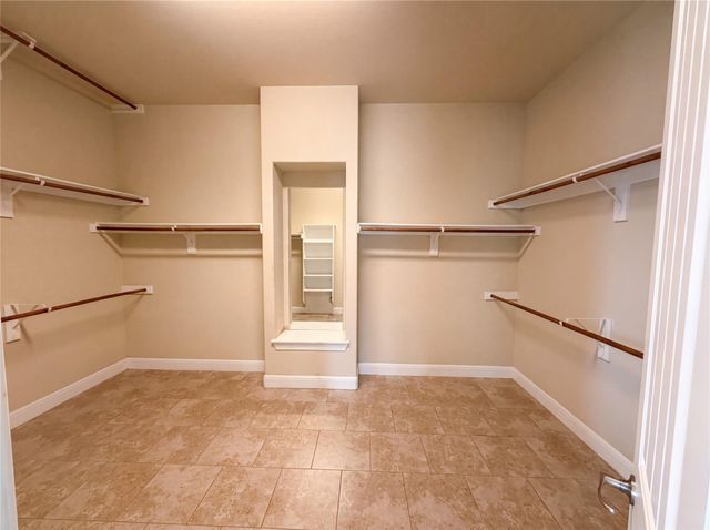 122 Bluehaw DR, Georgetown, TX 78628