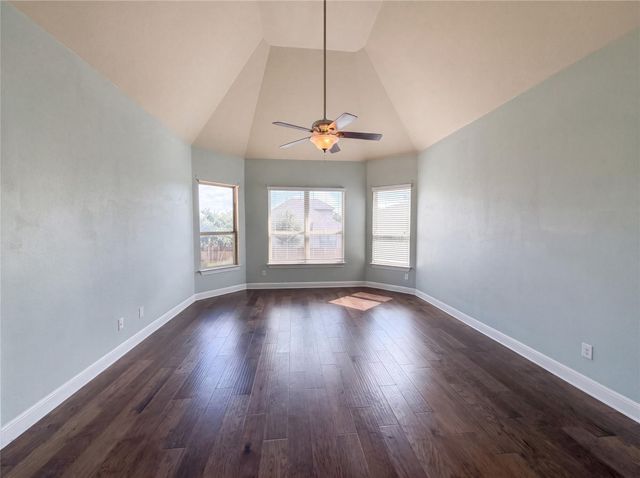 122 Bluehaw DR, Georgetown, TX 78628