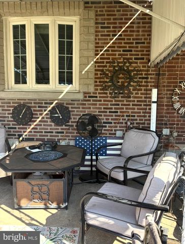 126 S STRATFORD RD, Glenolden, PA 19036
