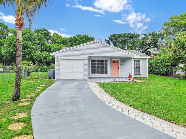5048 Silver Maple Lane, Boynton Beach, FL 33472