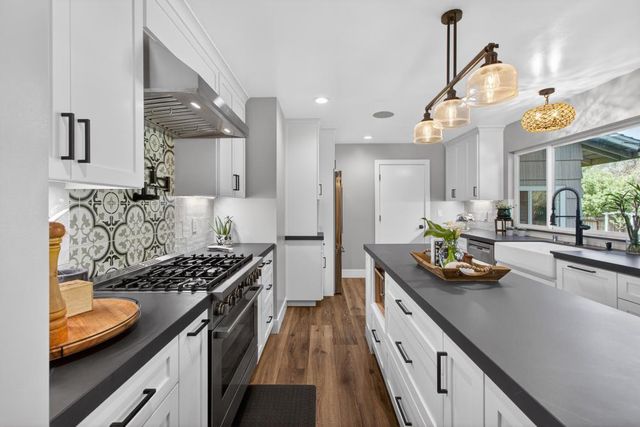 8037 N Lake Cir, Granite Bay, CA 95746