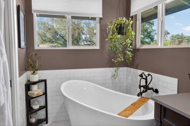 8037 N Lake Cir, Granite Bay, CA 95746