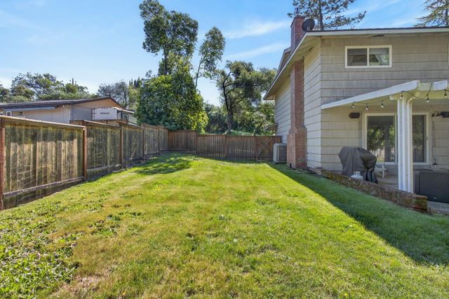 8037 N Lake Cir, Granite Bay, CA 95746