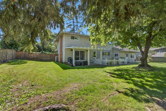 8037 N Lake Cir, Granite Bay, CA 95746