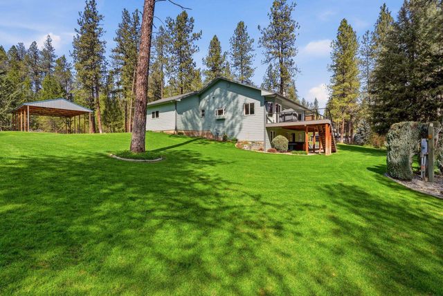 3216 E Rocky Ridge Ave, Chattaroy, WA 99003