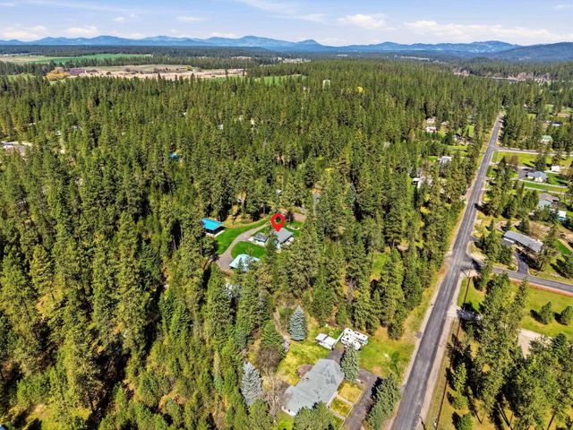 3216 E Rocky Ridge Ave, Chattaroy, WA 99003