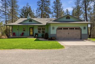 3216 E Rocky Ridge Ave, Chattaroy, WA 99003