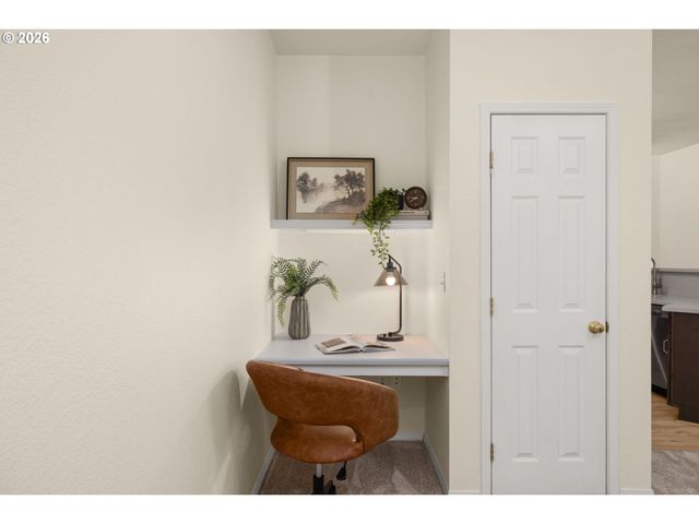 1231 Ne HORIZON Loop 208, Hillsboro, OR 97124