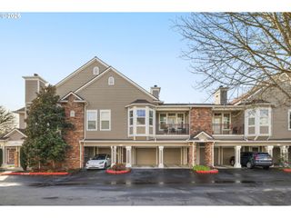 1231 Ne HORIZON Loop 208, Hillsboro, OR 97124